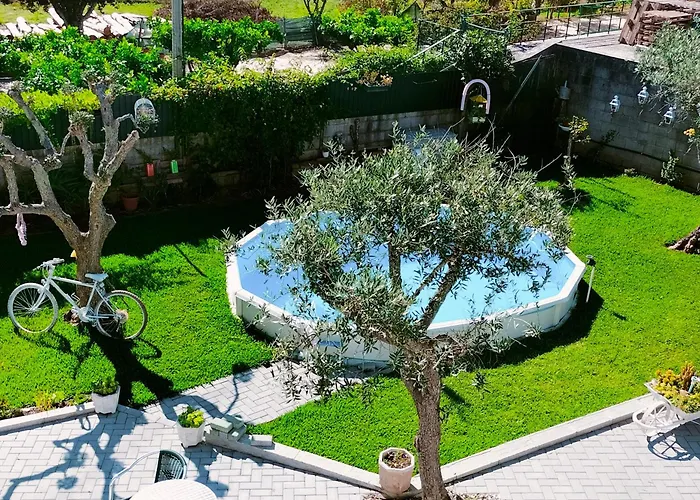 Casa Aguarela, Estilo Familiar Na Serra Da Estrela